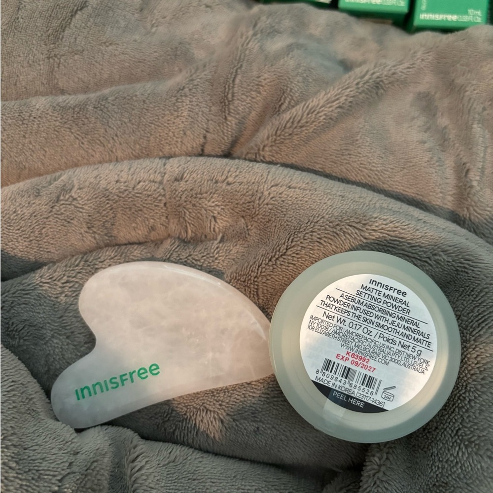 Innisfree Skincare Set - Picture 13 of 13